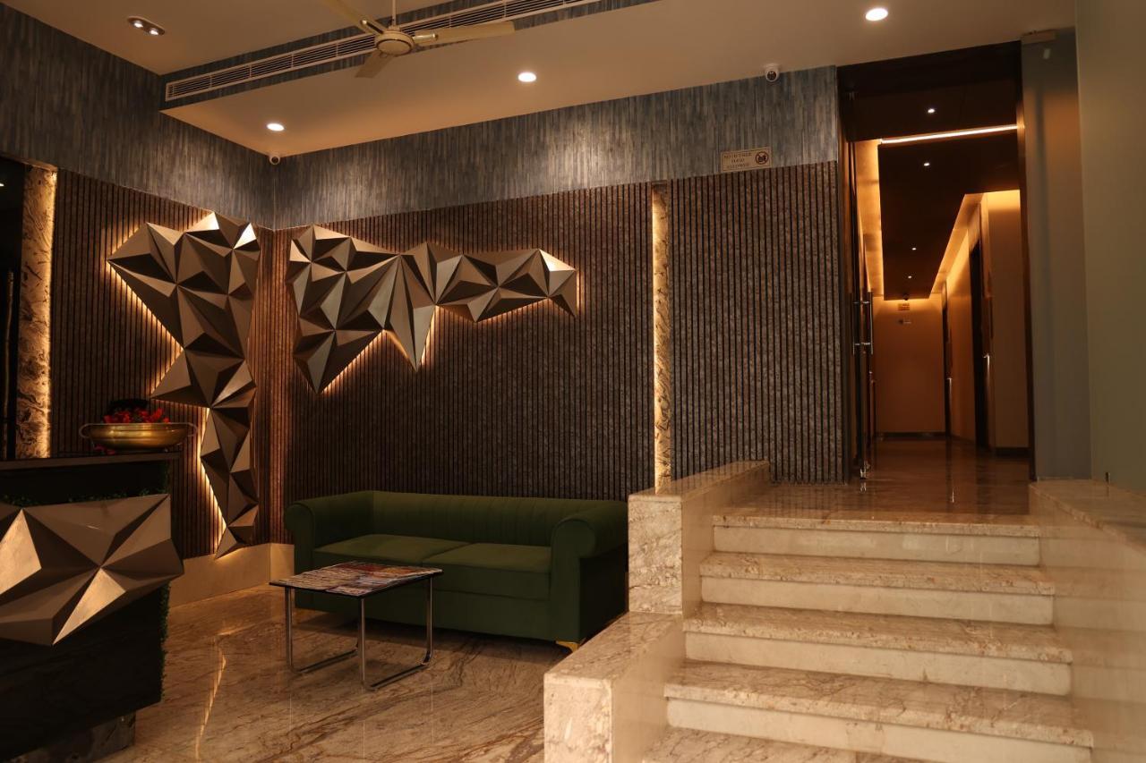 Hotel Pinaka Inn Lucknow Esterno foto