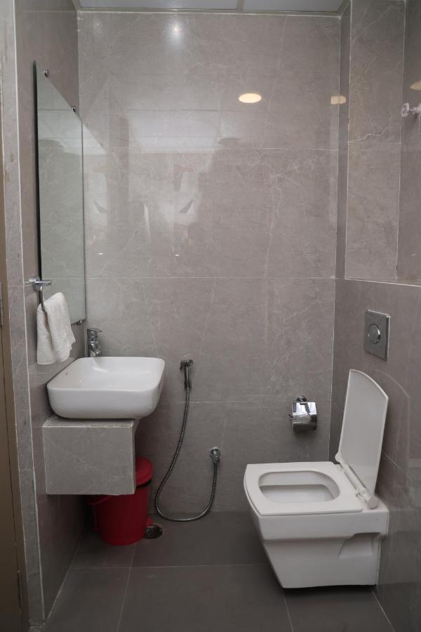 Hotel Pinaka Inn Lucknow Esterno foto