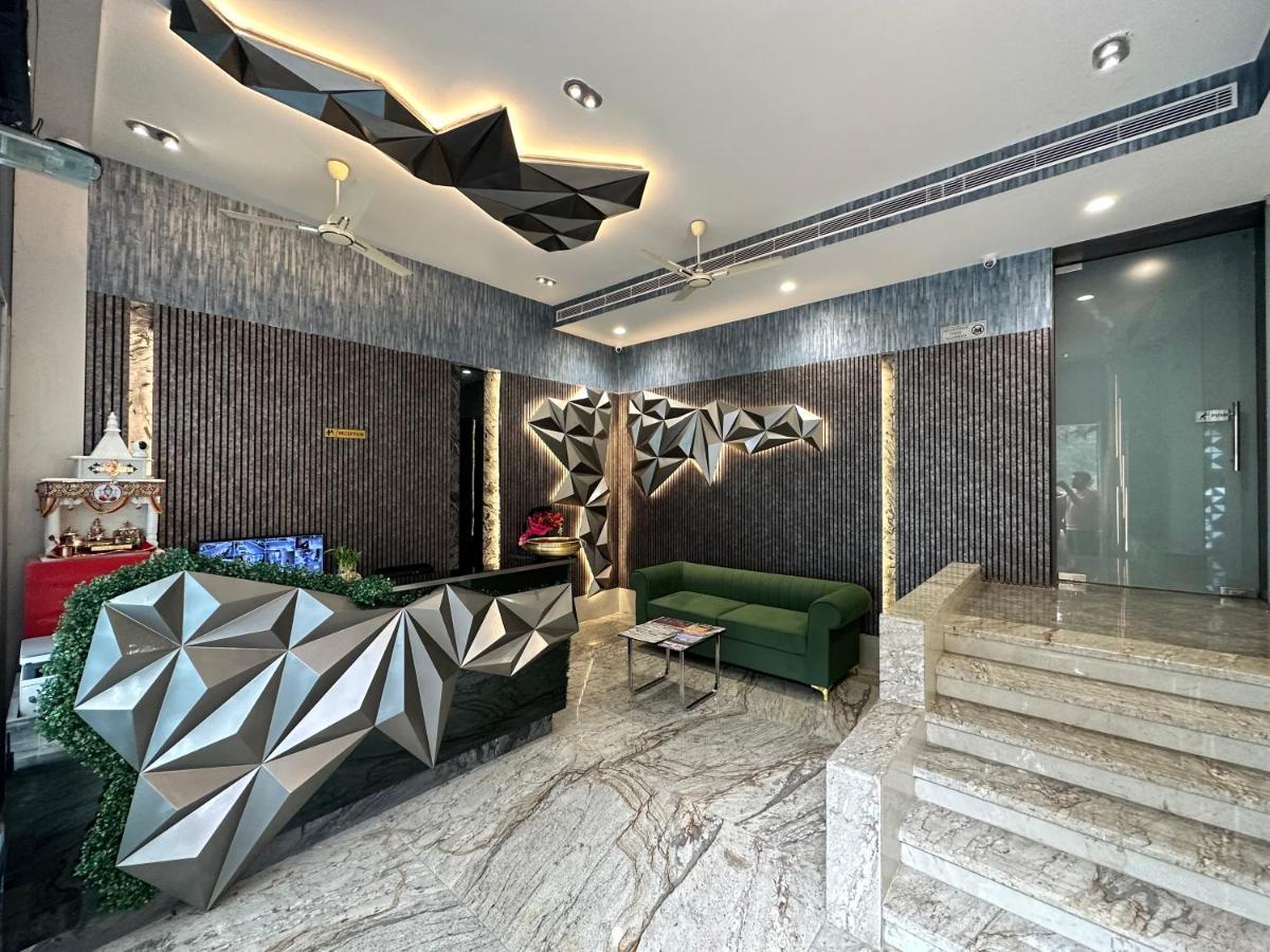 Hotel Pinaka Inn Lucknow Esterno foto