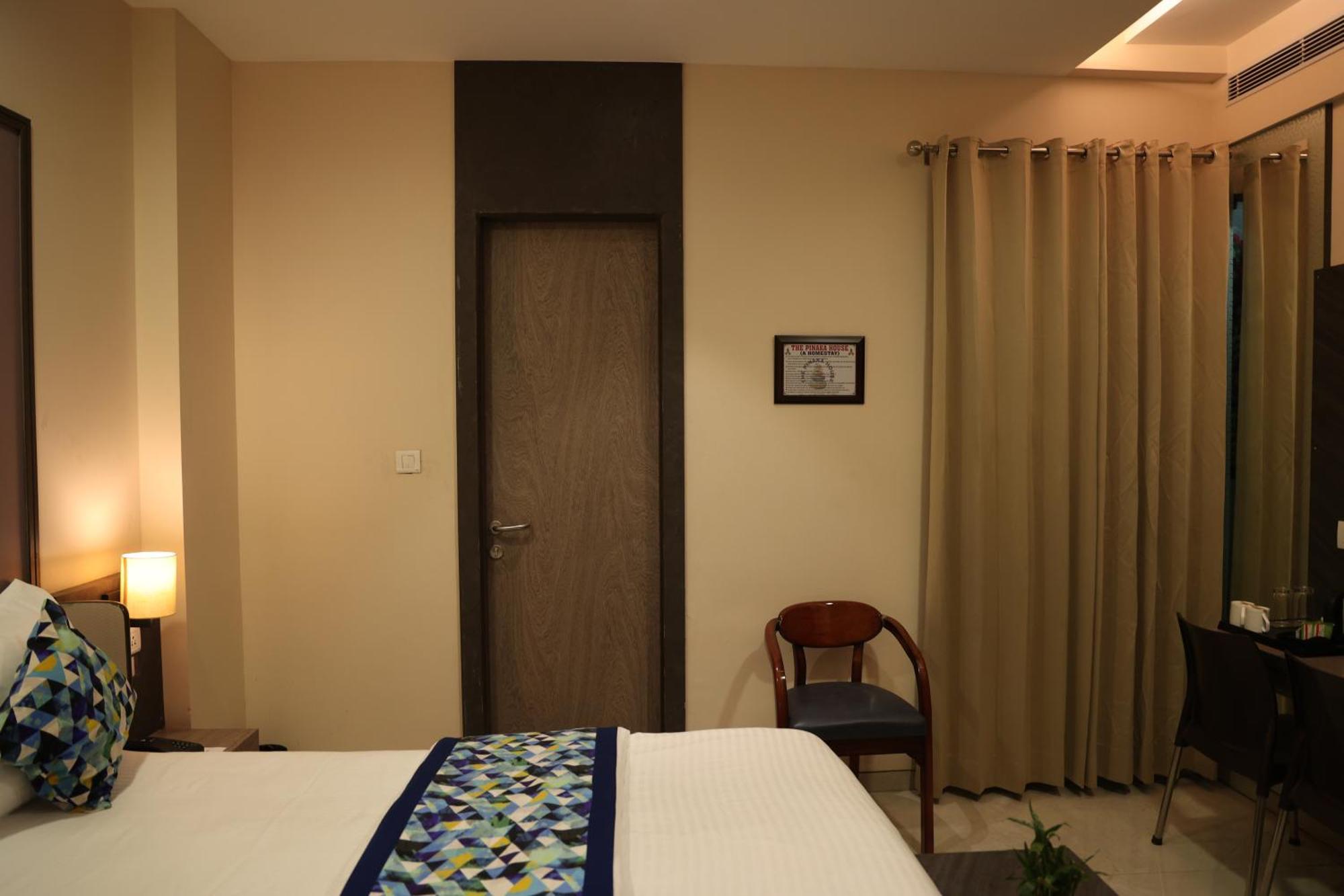 Hotel Pinaka Inn Lucknow Esterno foto