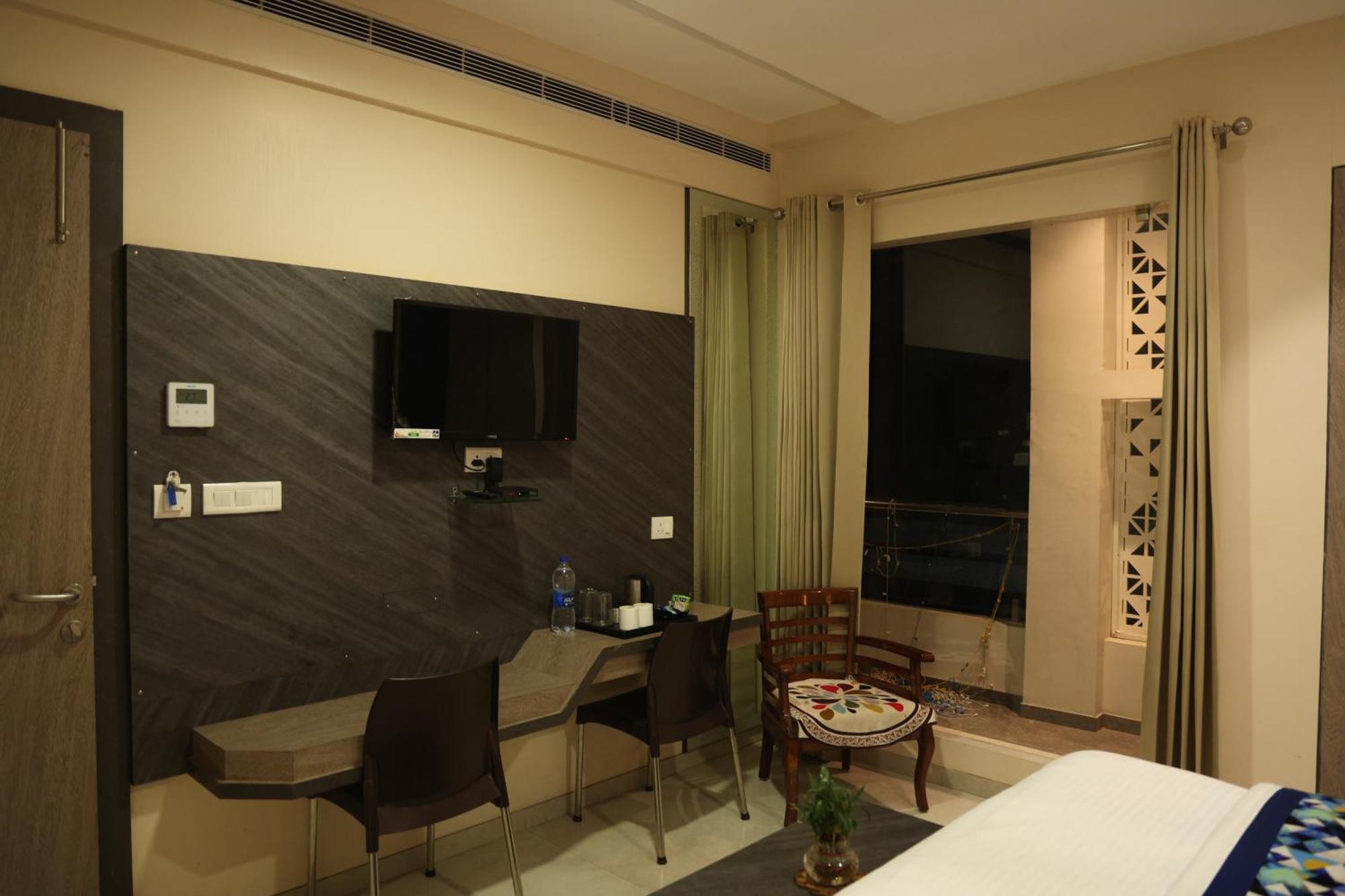 Hotel Pinaka Inn Lucknow Esterno foto