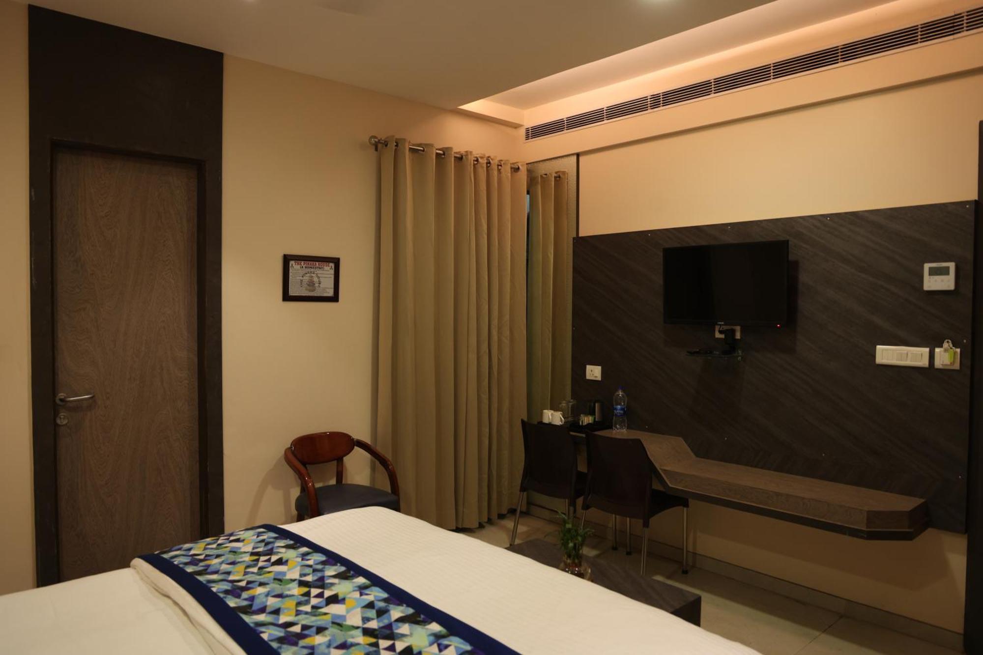 Hotel Pinaka Inn Lucknow Esterno foto