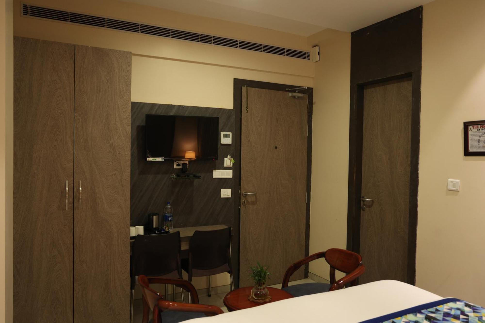 Hotel Pinaka Inn Lucknow Esterno foto