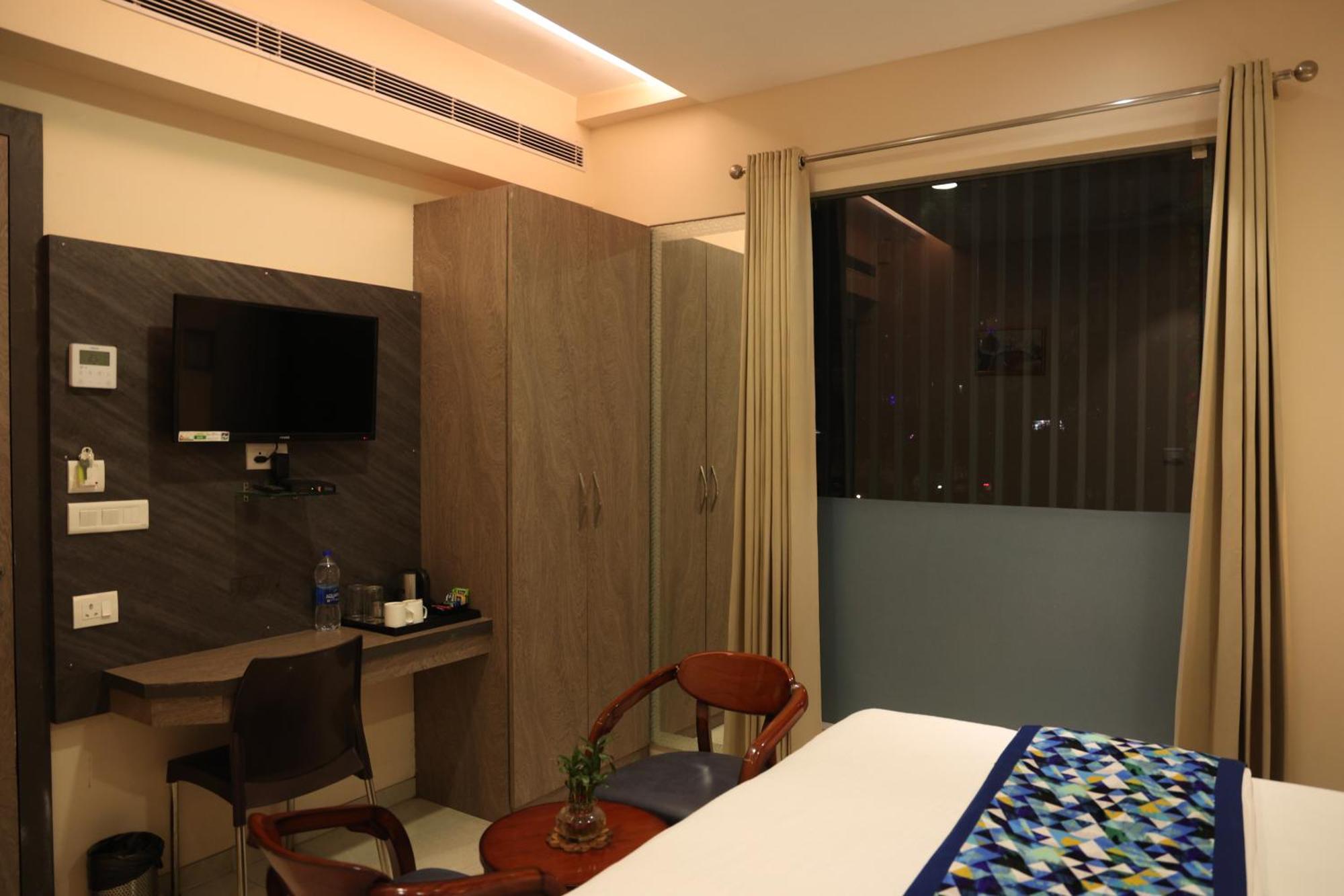 Hotel Pinaka Inn Lucknow Esterno foto